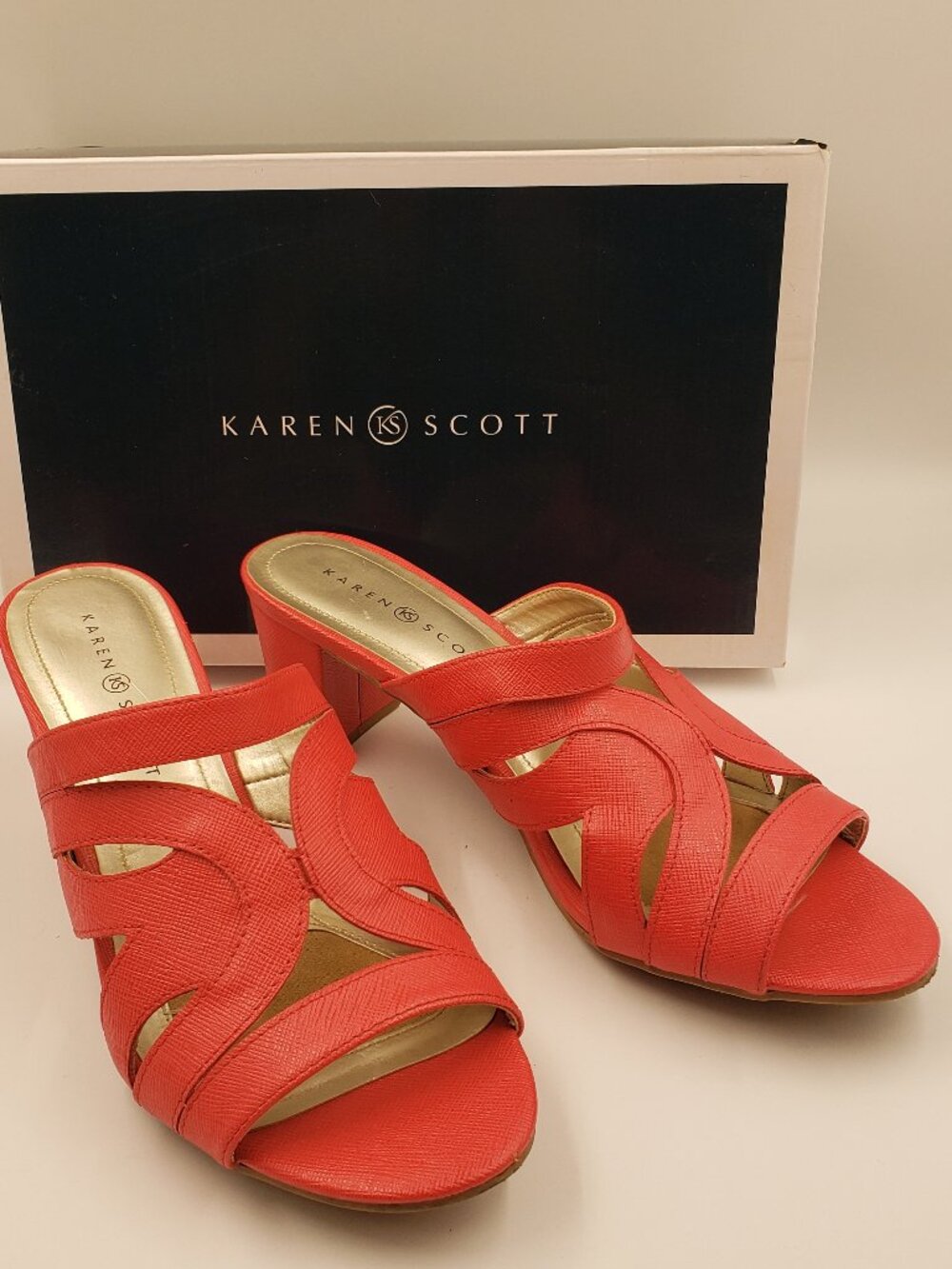 Karen Scott woven‑strap heeled sandal - Size 9.5M - Good Condition